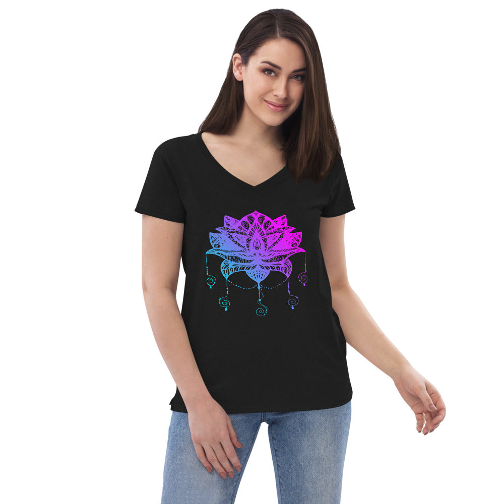 Women’s recycled v-neck T-shirt