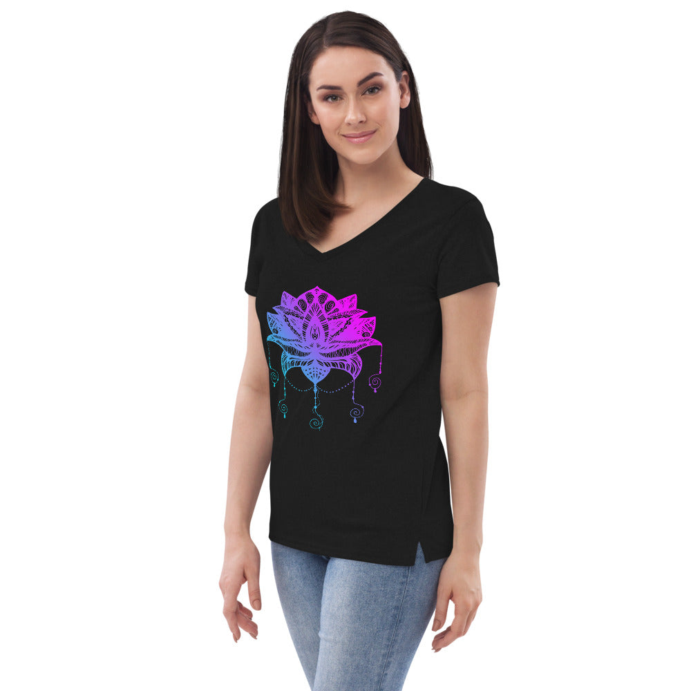 Women’s recycled v-neck T-shirt