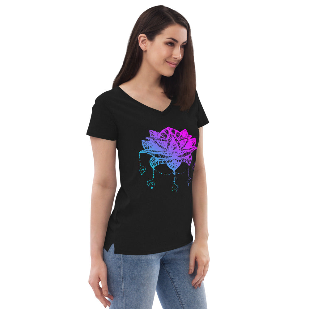 Women’s recycled v-neck T-shirt
